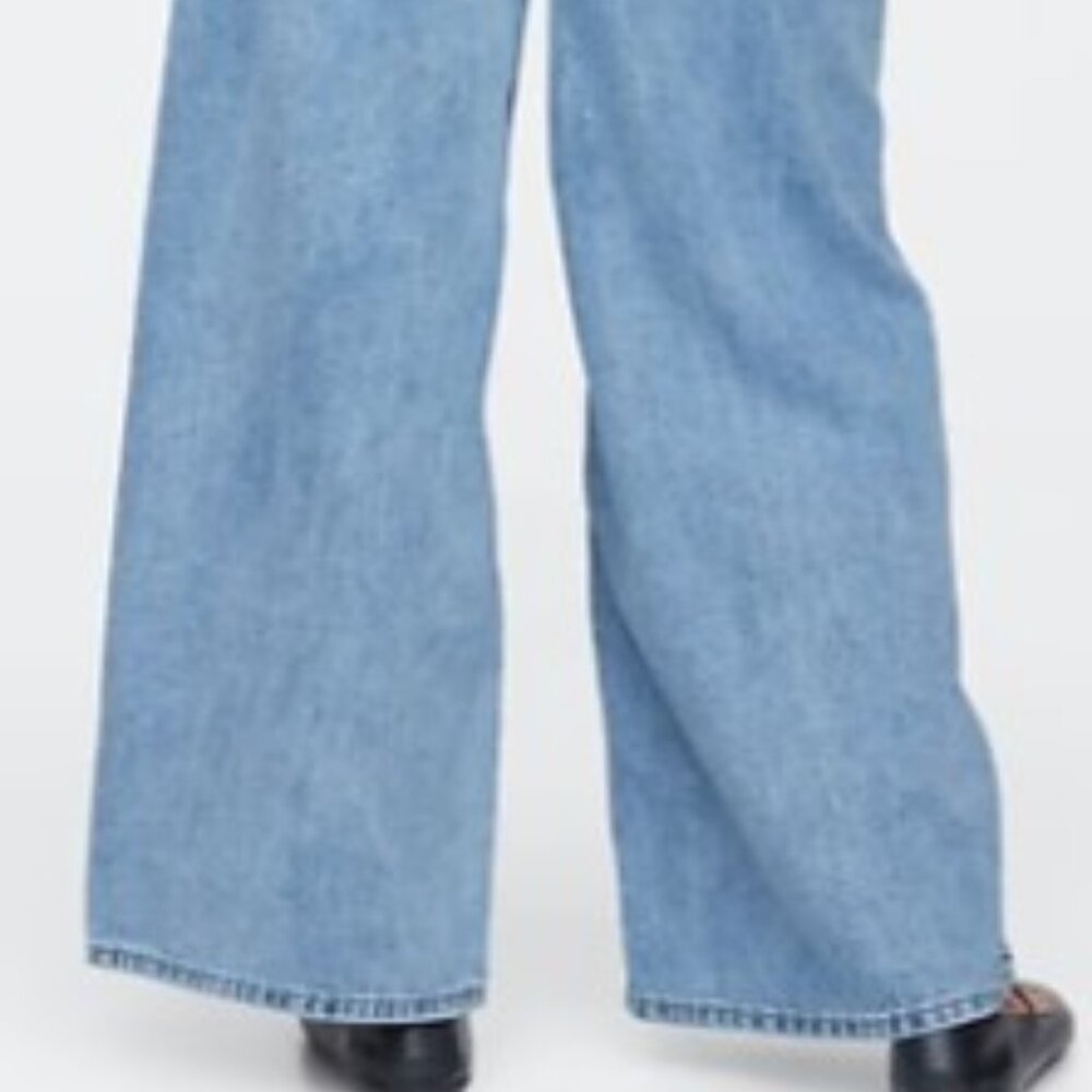 GAP - Picture 6 of 9